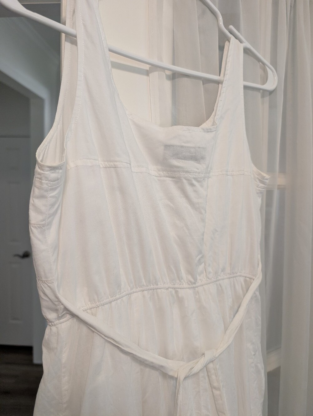 Mossino Supply Co. - Women's White Shirred Dress Size XS - Like New - Picture 3 of 11